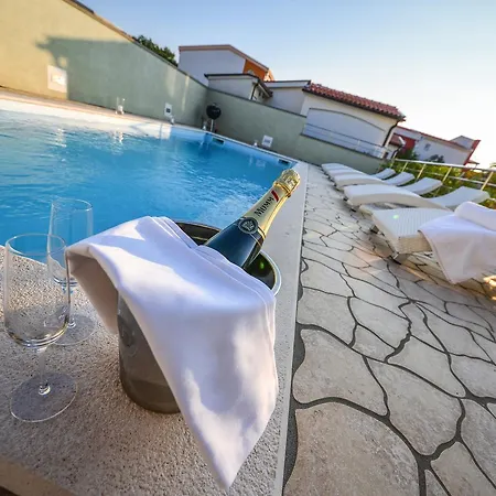 Sunset Deluxe Villa