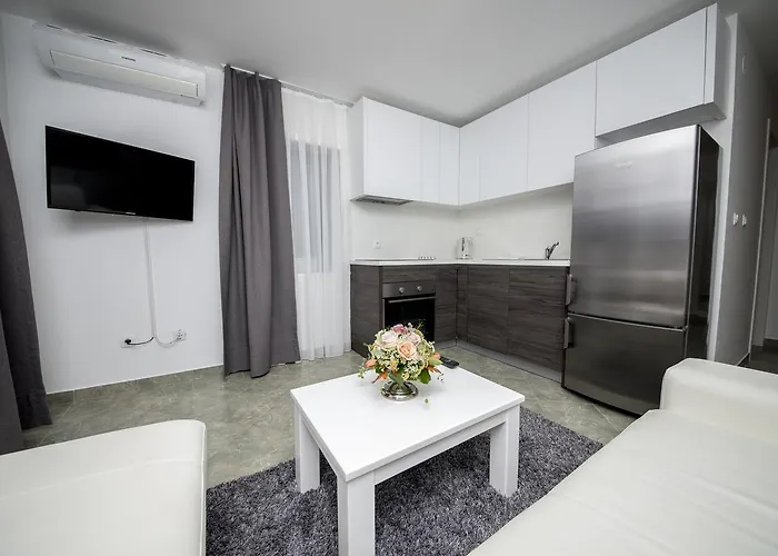 Sunset Deluxe Villa Vir