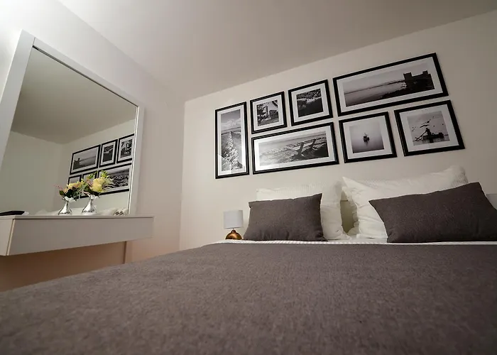 Sunset Deluxe Villa *