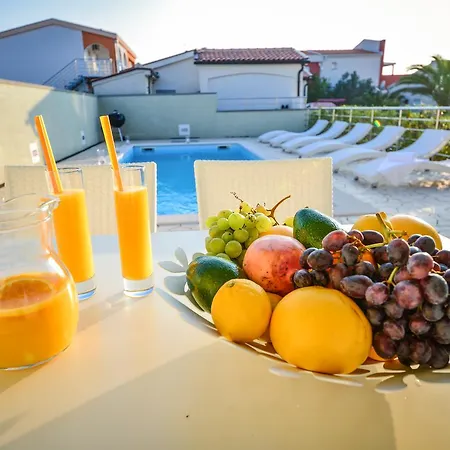 Sunset Deluxe