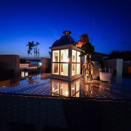 Sunset Deluxe