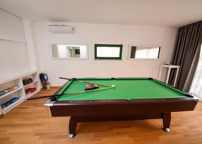 Sunset Deluxe Villa *