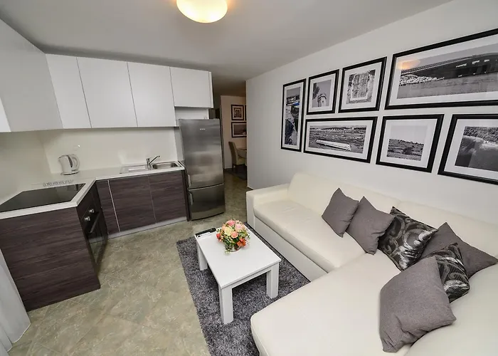 Sunset Deluxe Villa *